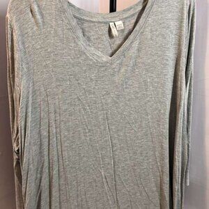 CATO Est. 1946 Women Shirt 18/20W Gray Lightweight Soft